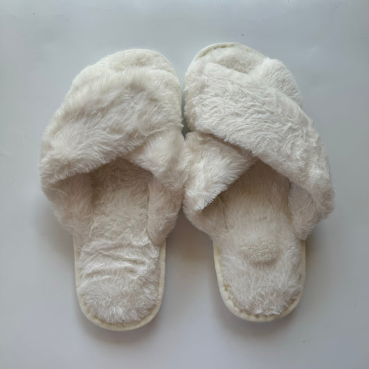 White Fluffy slippers